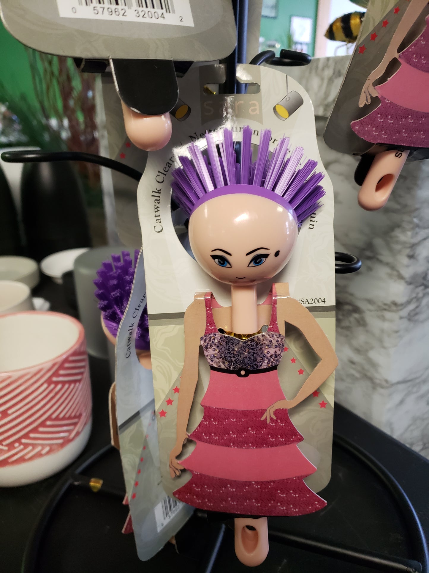 Character Dish Scrub Brush