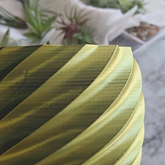 Spiral pot Green, Gold, & Black