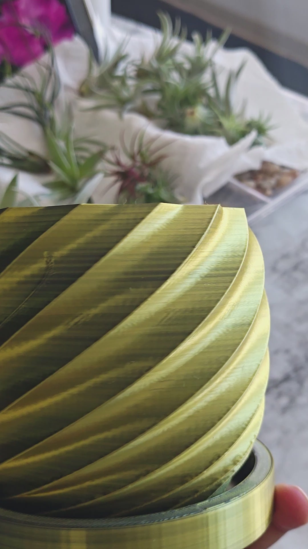 Spiral pot Green, Gold, & Black